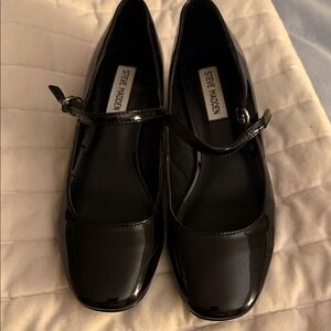 Steve Madden Glossy Black Mary Jane Flats